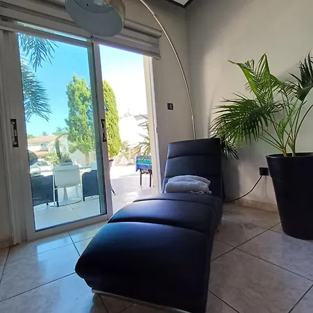 Semesterbostad The Ck Nest *